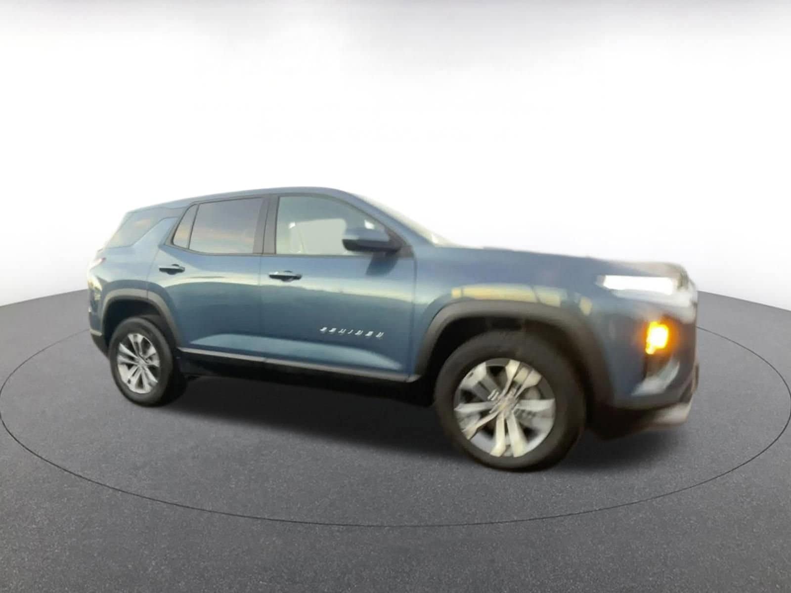 Thumbnail: 2025 Chevrolet Equinox - 2