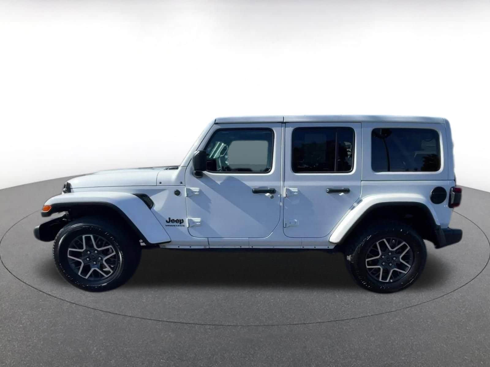 Thumbnail: 2025 Jeep Wrangler - 9