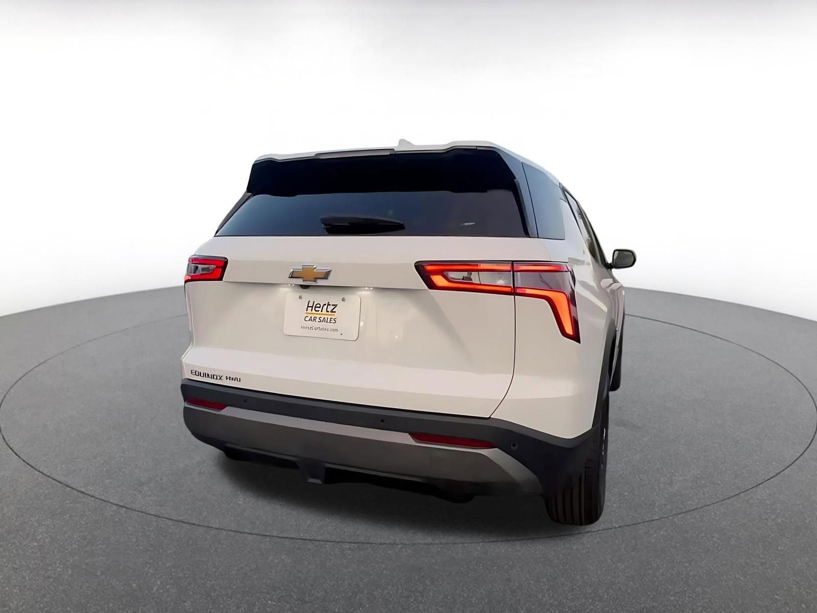 Thumbnail: 2025 Chevrolet Equinox - 14