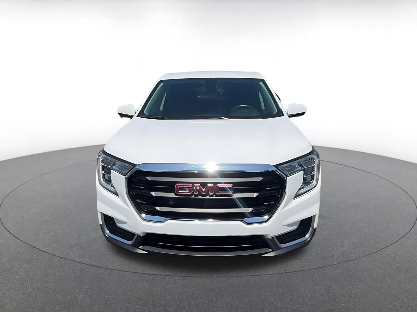 Thumbnail: 2024 GMC Terrain - 4