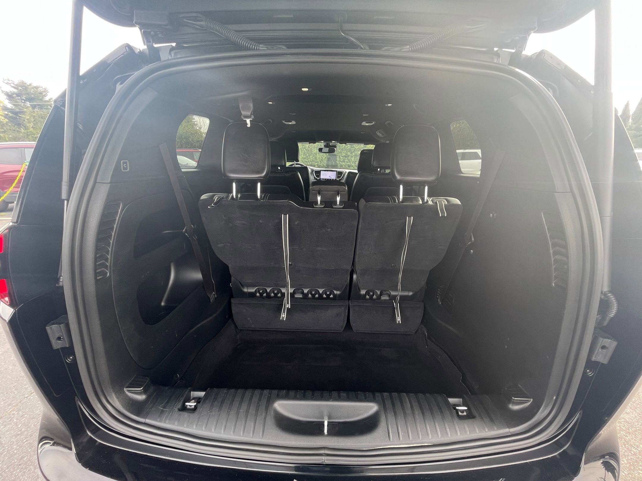 Thumbnail: 2025 Chrysler Pacifica - 28