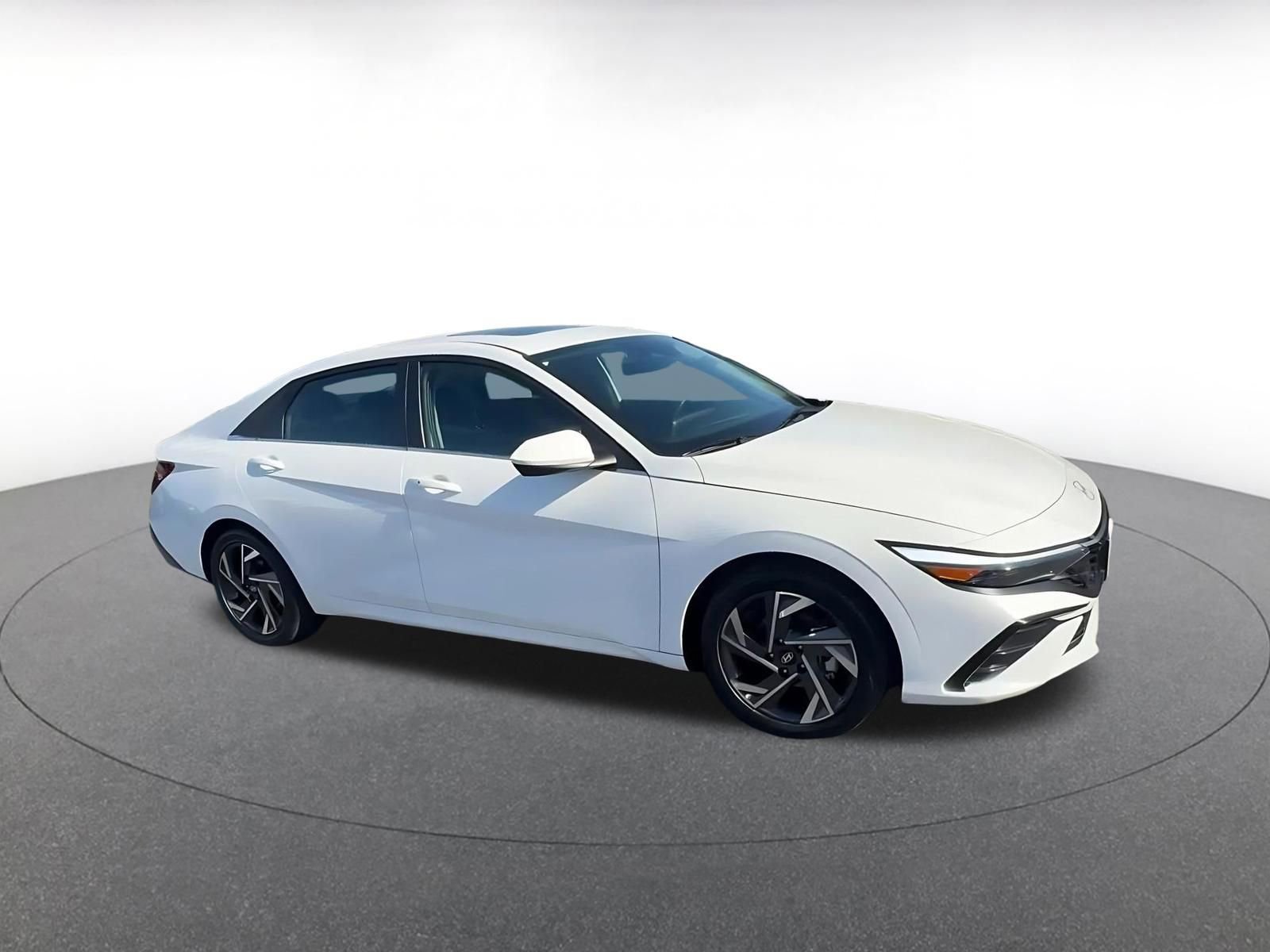 Thumbnail: 2025 Hyundai Elantra - 2