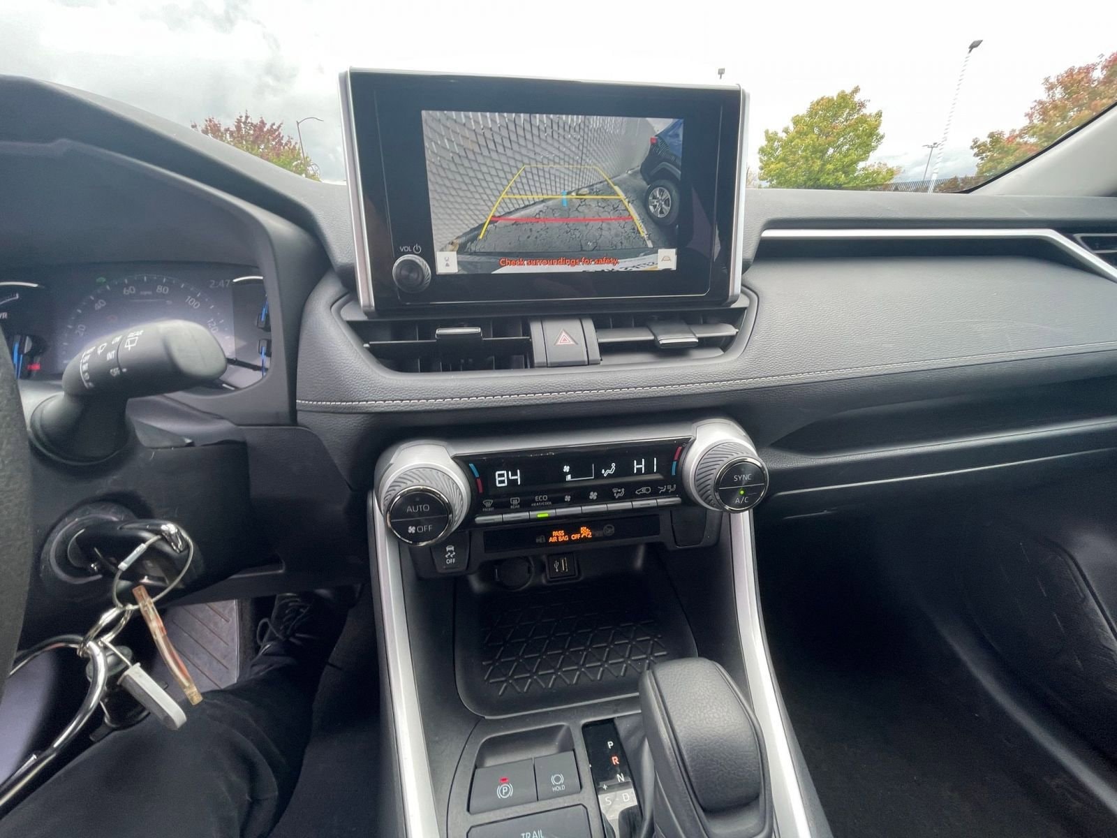 Thumbnail: 2025 Toyota RAV4 - 17