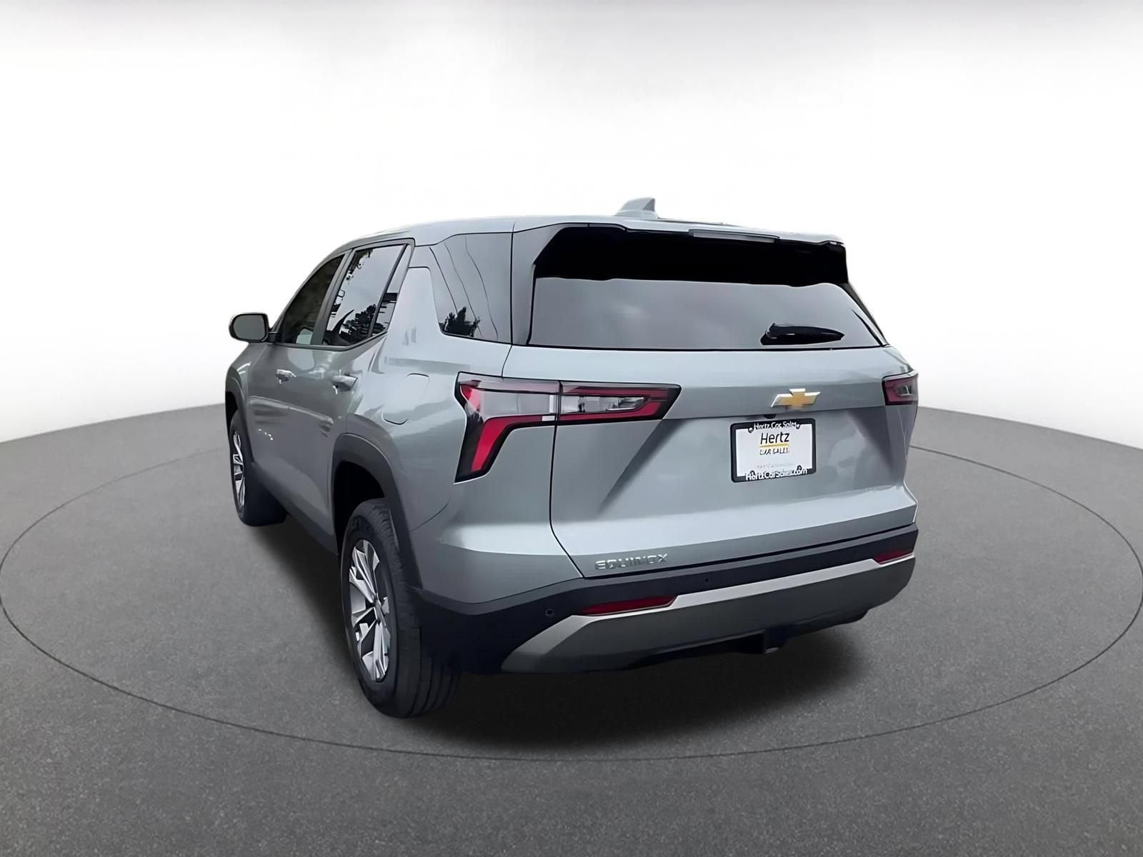 Thumbnail: 2025 Chevrolet Equinox - 10