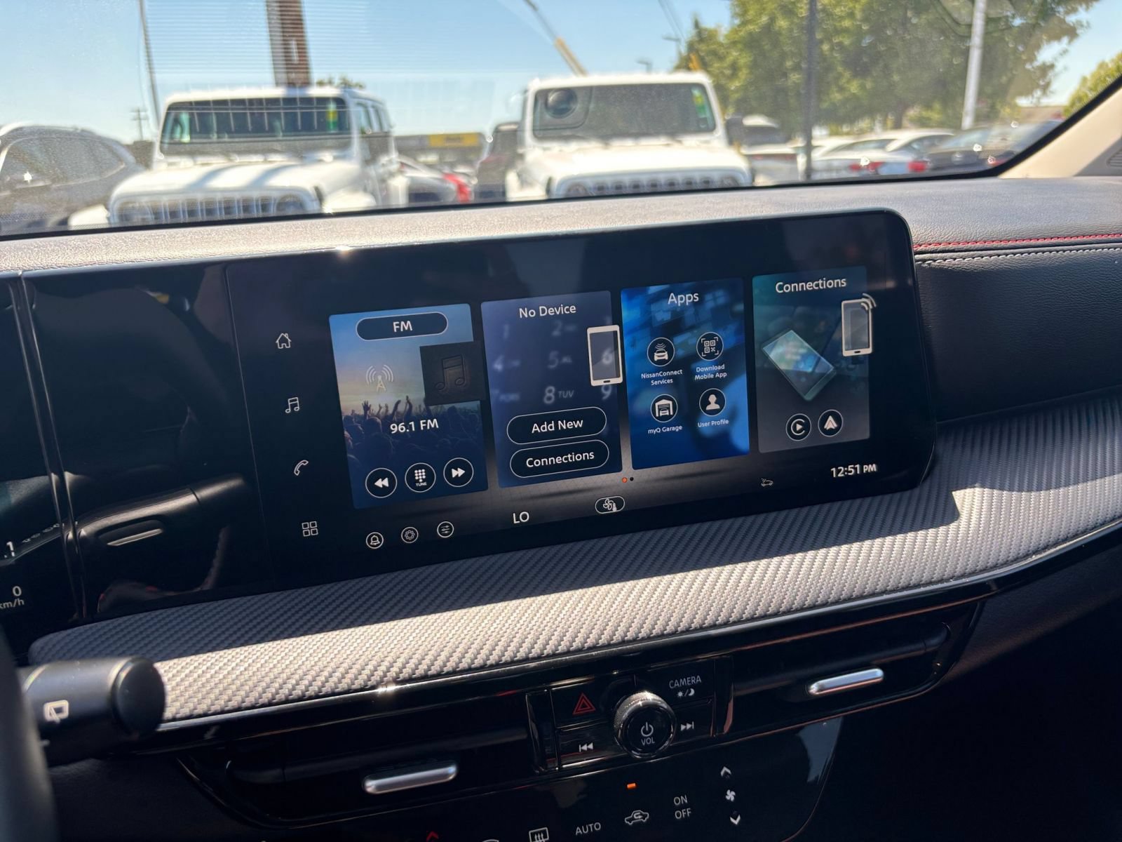 Thumbnail: 2026 Nissan Kicks - 16