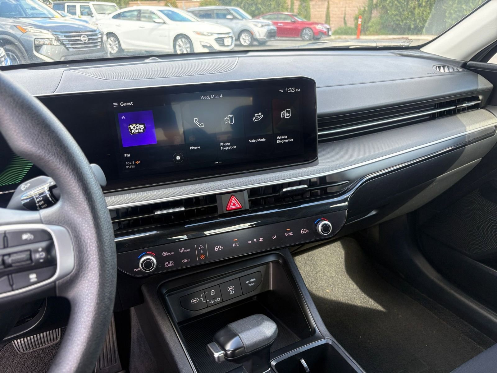 Thumbnail: 2025 Kia K5 - 17