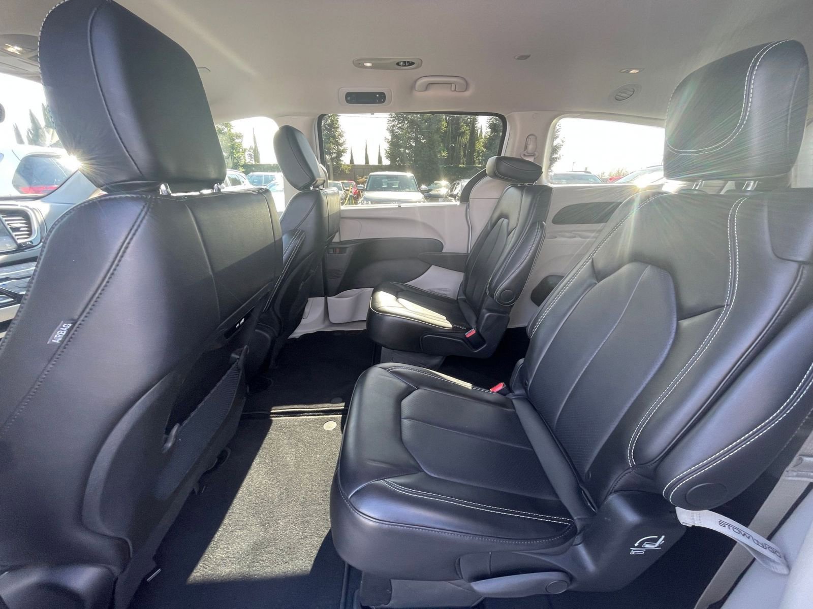 Thumbnail: 2024 Chrysler Pacifica - 22