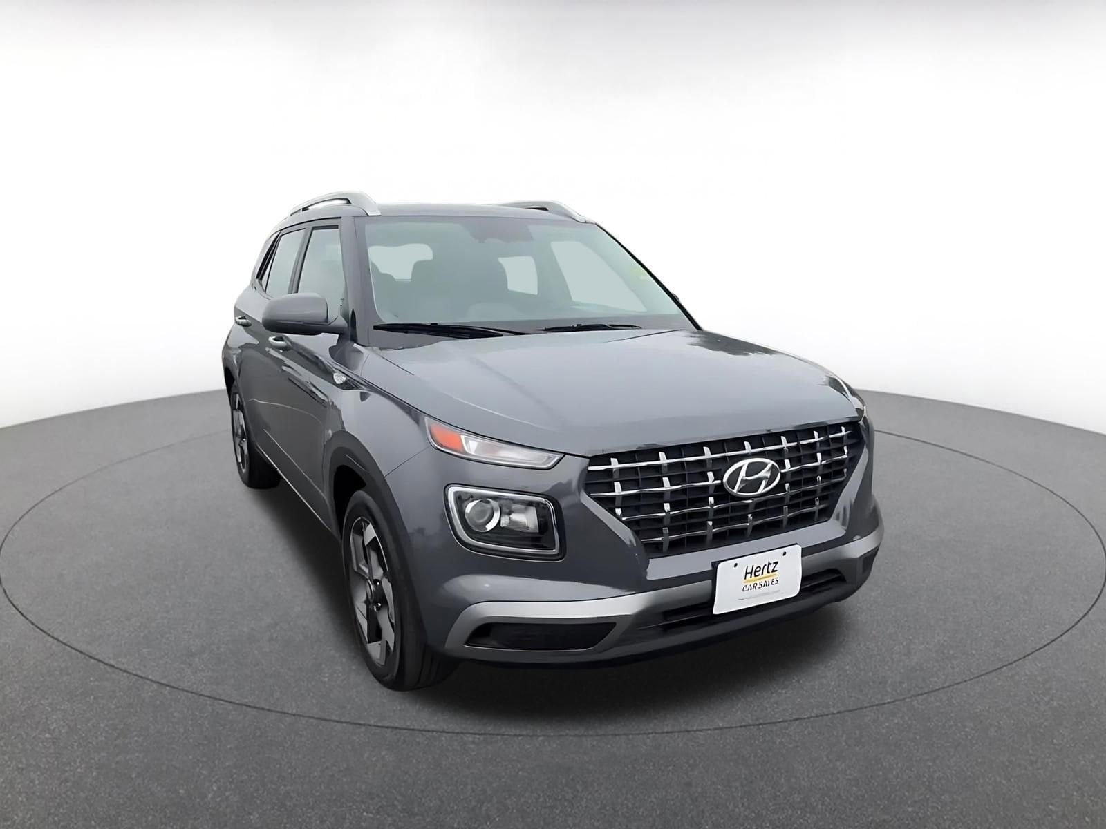Thumbnail: 2025 Hyundai Venue - 3