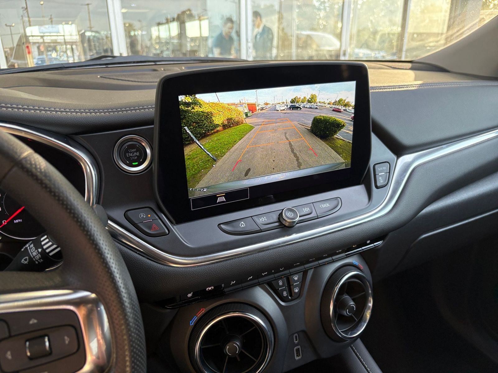 Thumbnail: 2025 Chevrolet Blazer - 17