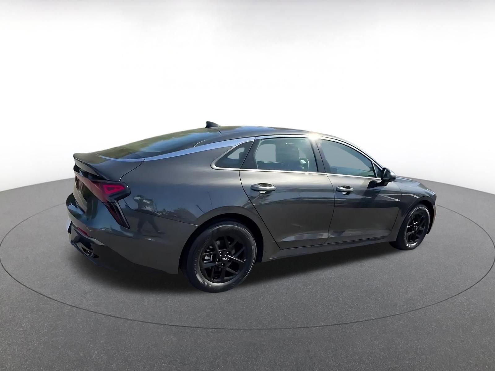 Thumbnail: 2025 Kia K5 - 15