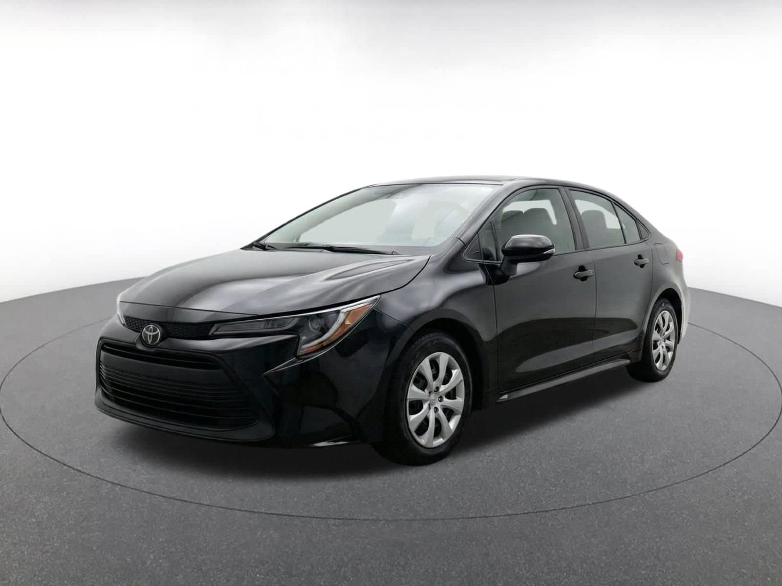 Thumbnail: 2025 Toyota Corolla - 3