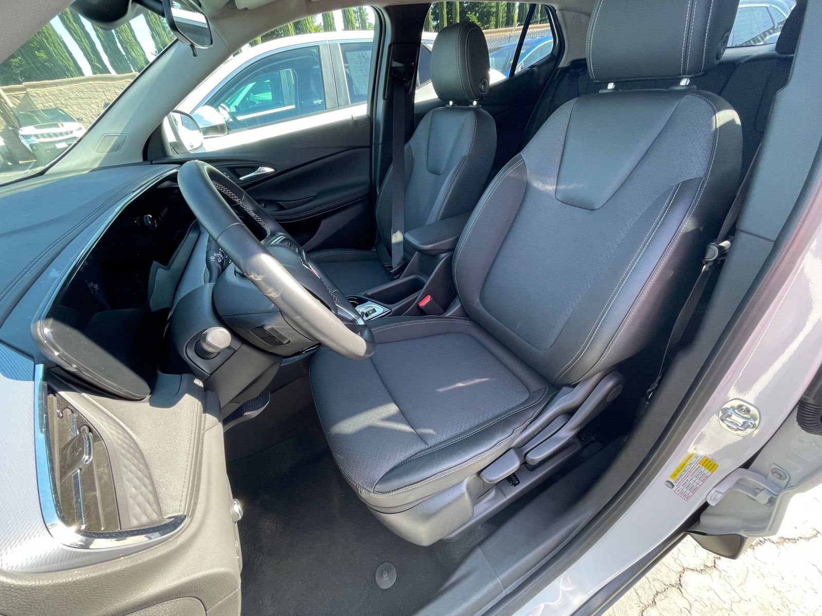 Thumbnail: 2025 Buick Encore GX - 34