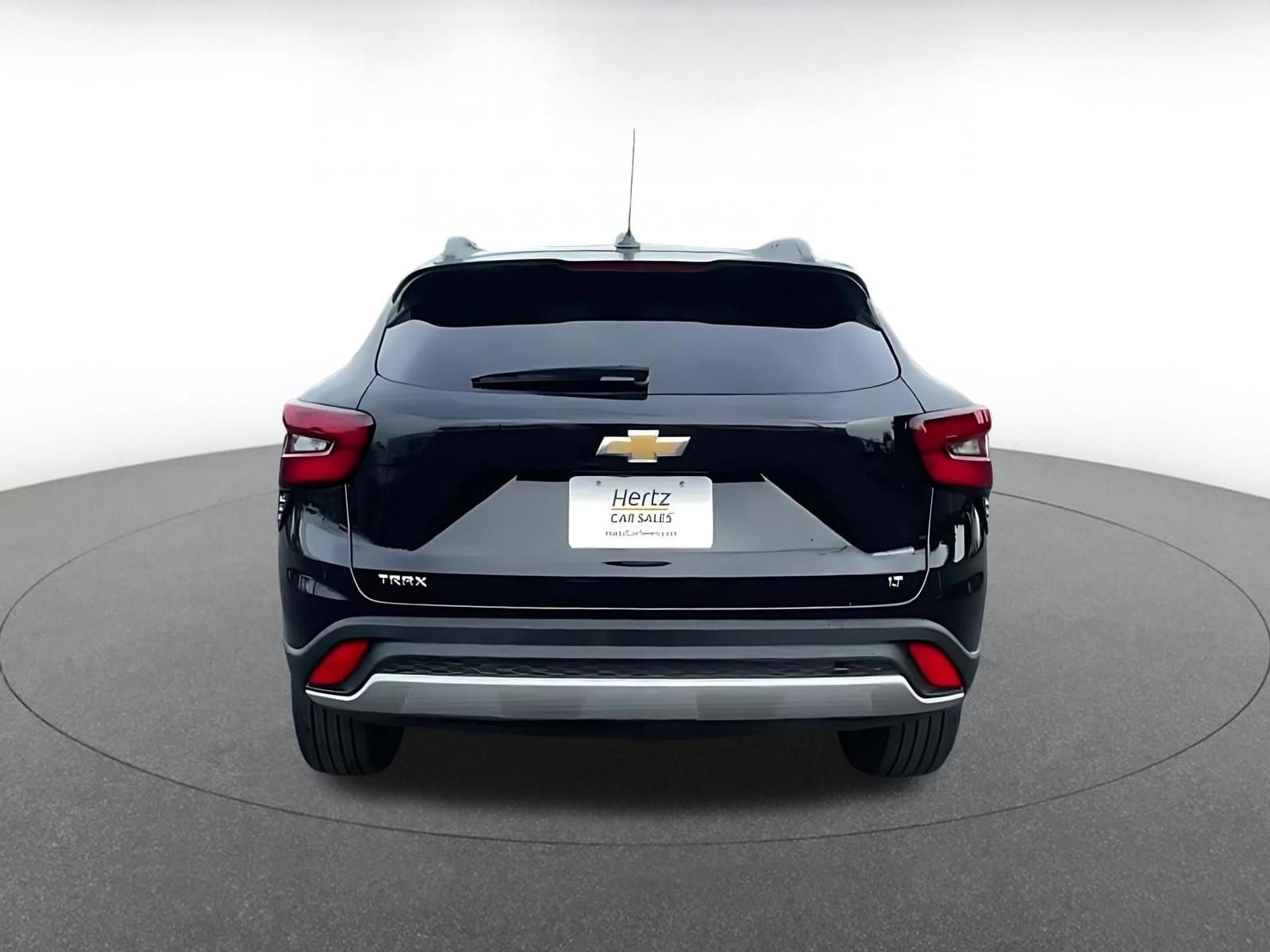 Thumbnail: 2025 Chevrolet Trax - 12