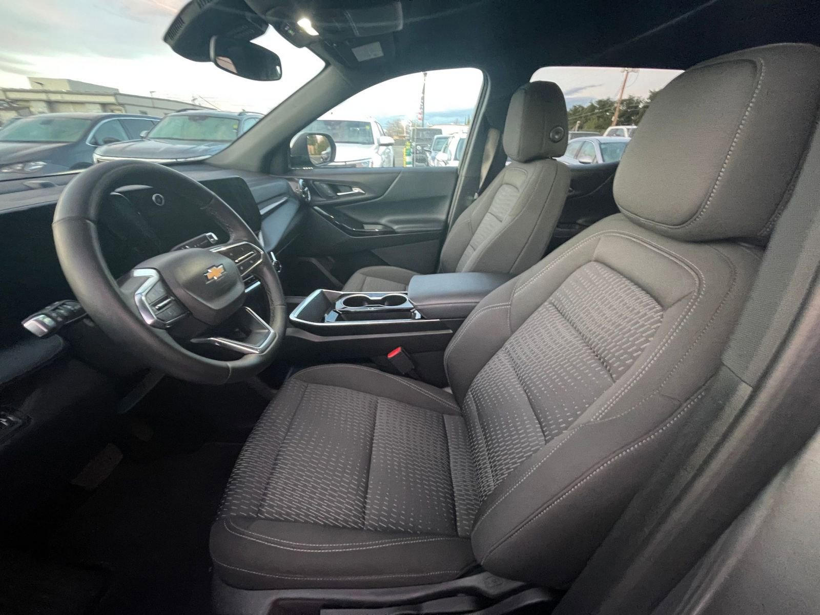 Thumbnail: 2025 Chevrolet Equinox - 27