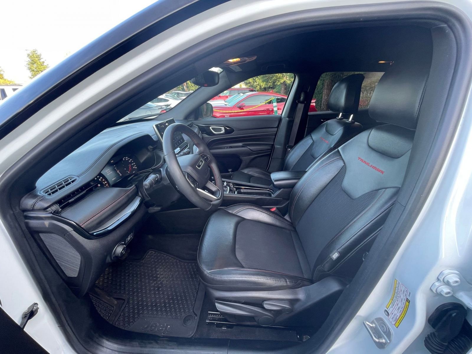 Thumbnail: 2025 Jeep Compass - 25