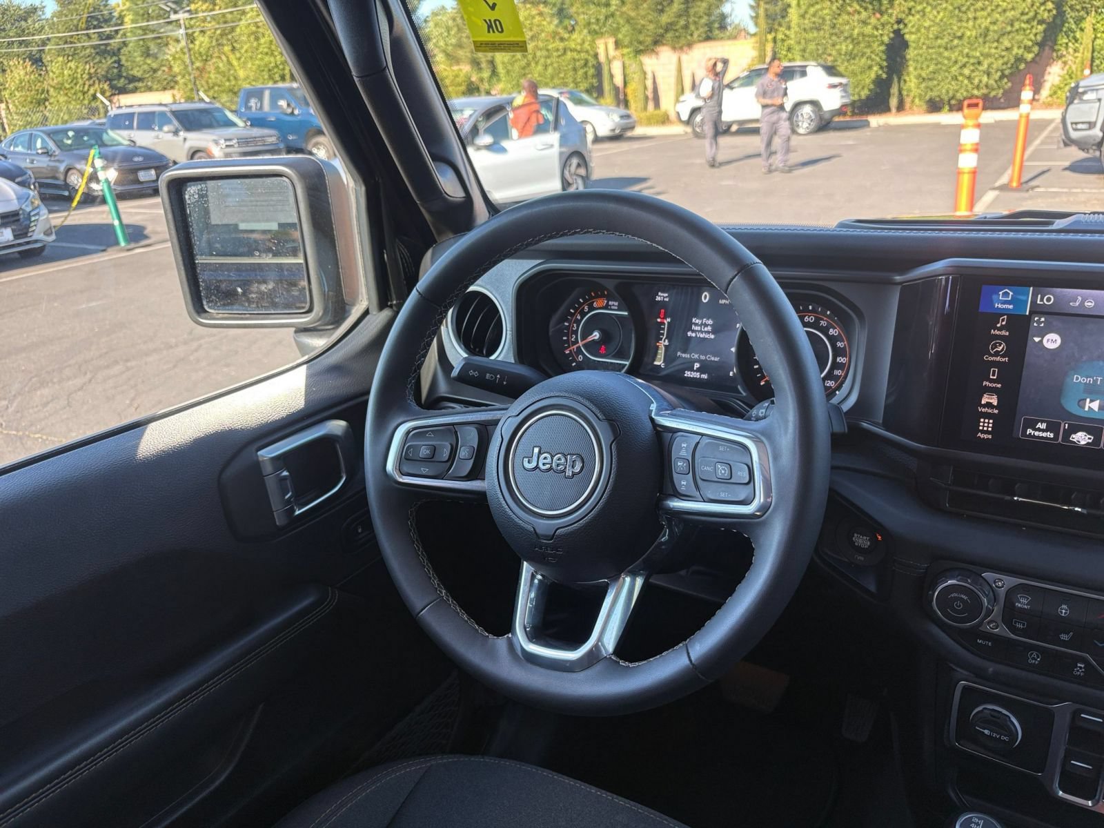 Thumbnail: 2025 Jeep Wrangler - 34