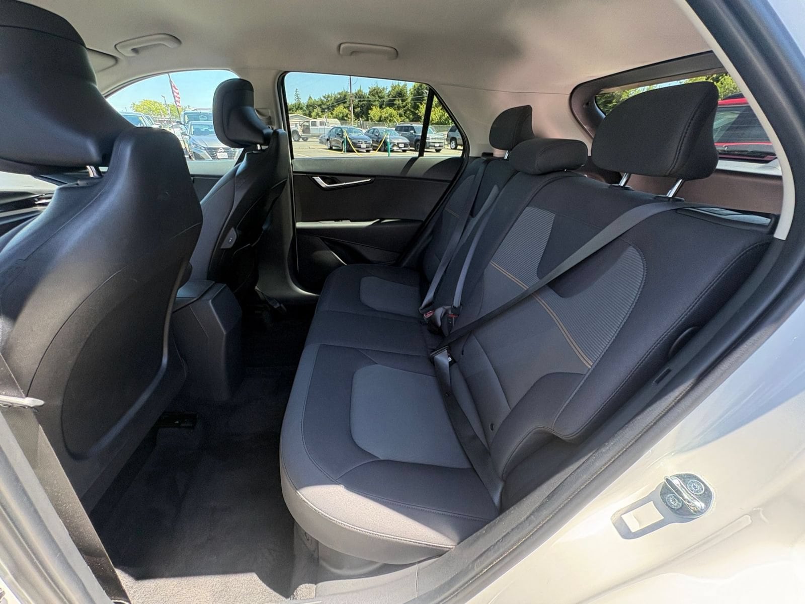 Thumbnail: 2026 Kia Niro - 23