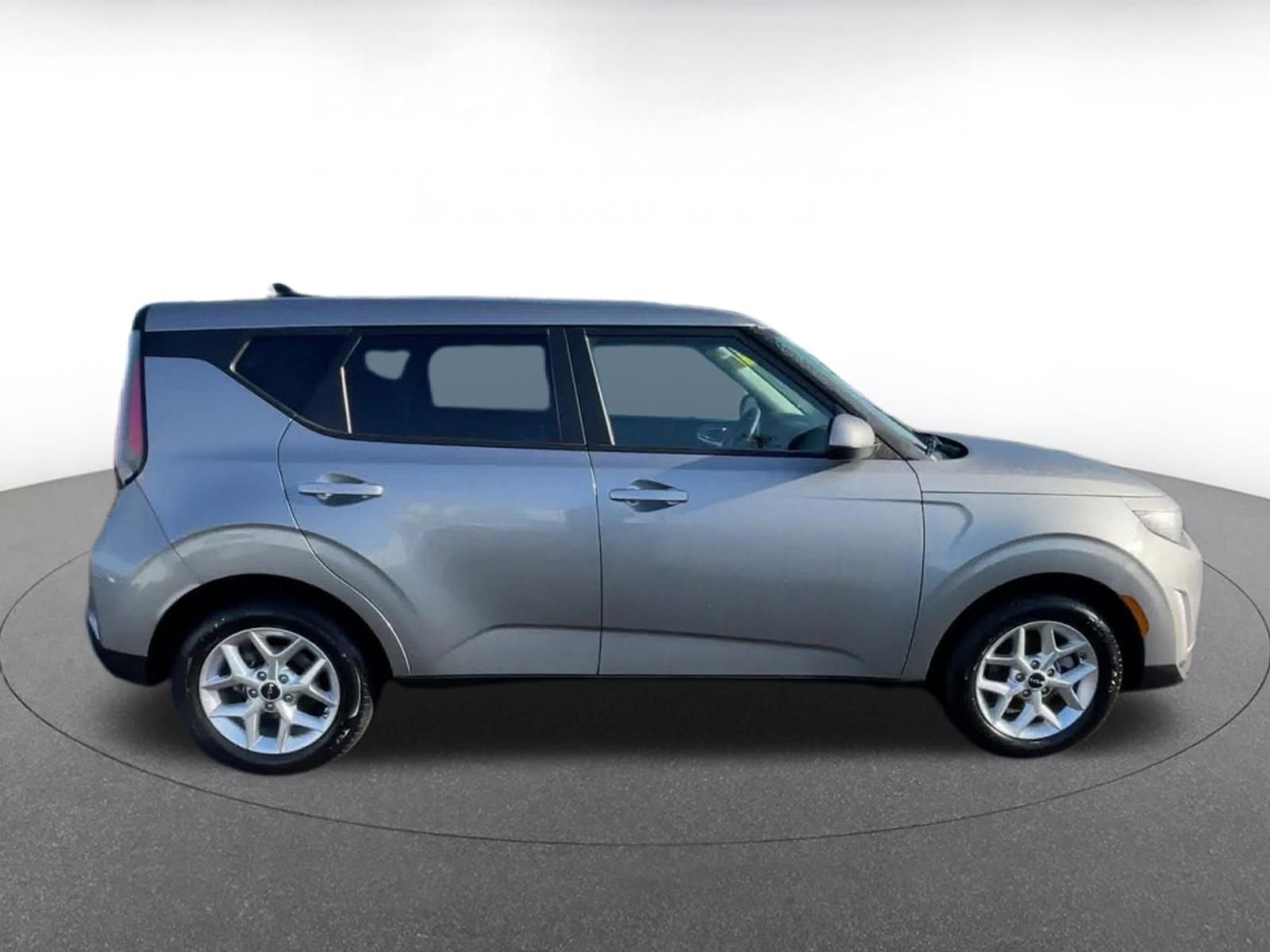 Thumbnail: 2025 Kia Soul - 16