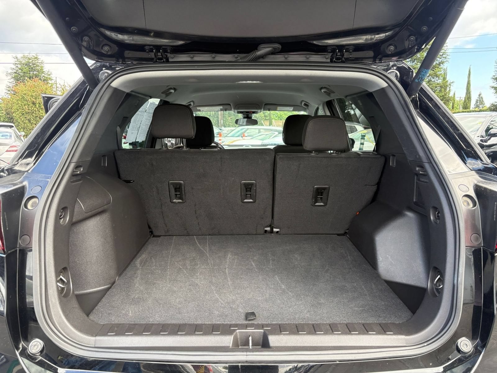 2024 Chevrolet Equinox LT - Photo 29
