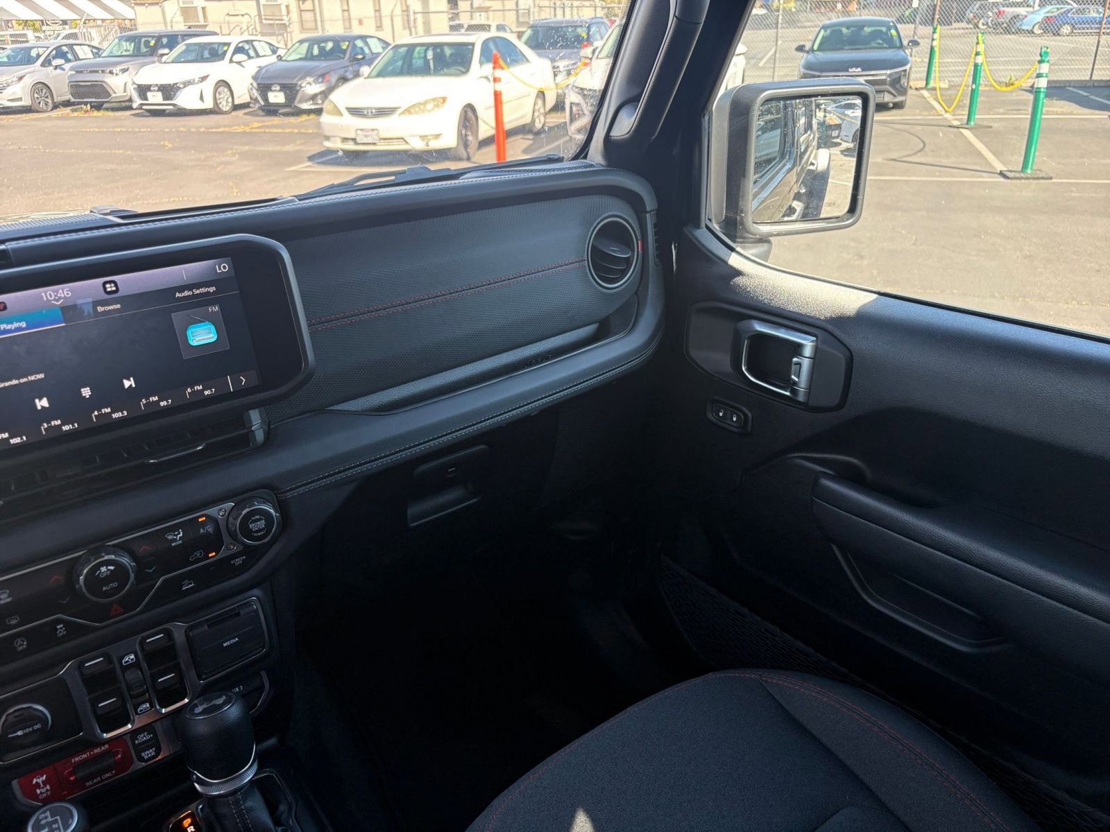 Thumbnail: 2025 Jeep Wrangler - 34