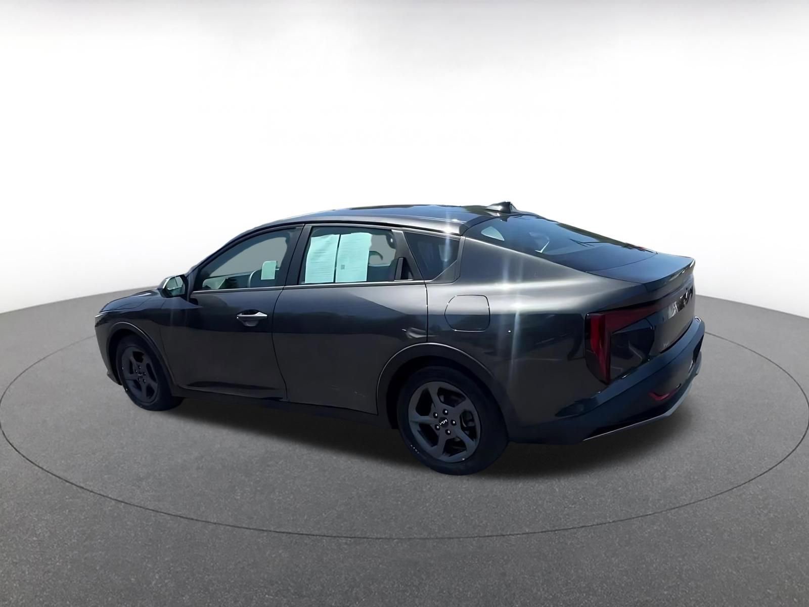 Thumbnail: 2025 Kia K4 - 10