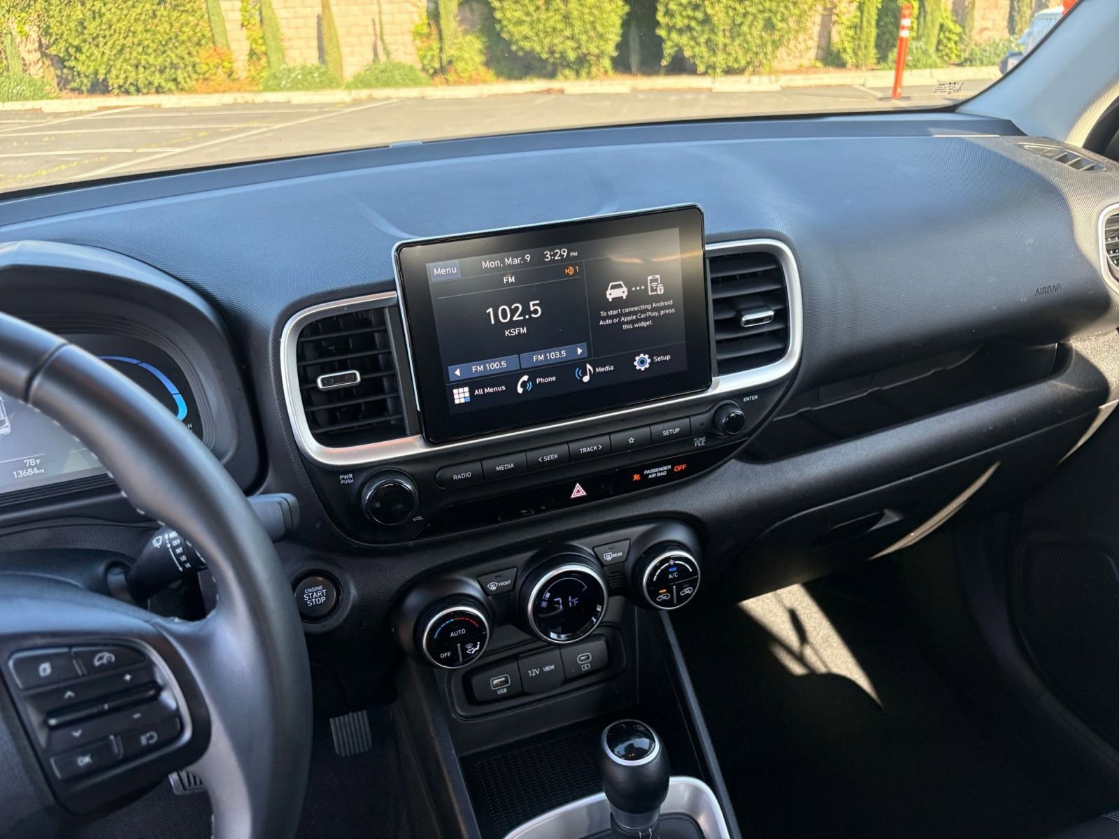 Thumbnail: 2025 Hyundai Venue - 17