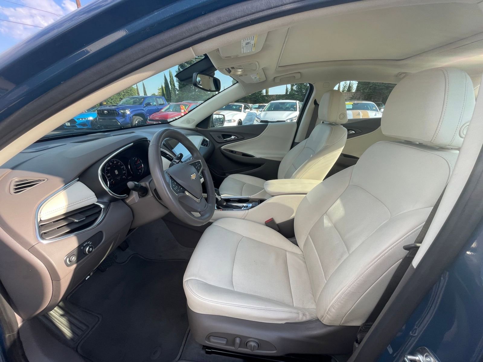 Thumbnail: 2024 Chevrolet Malibu - 27