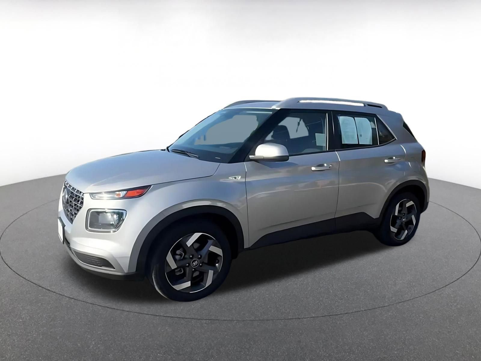 Thumbnail: 2025 Hyundai Venue - 8