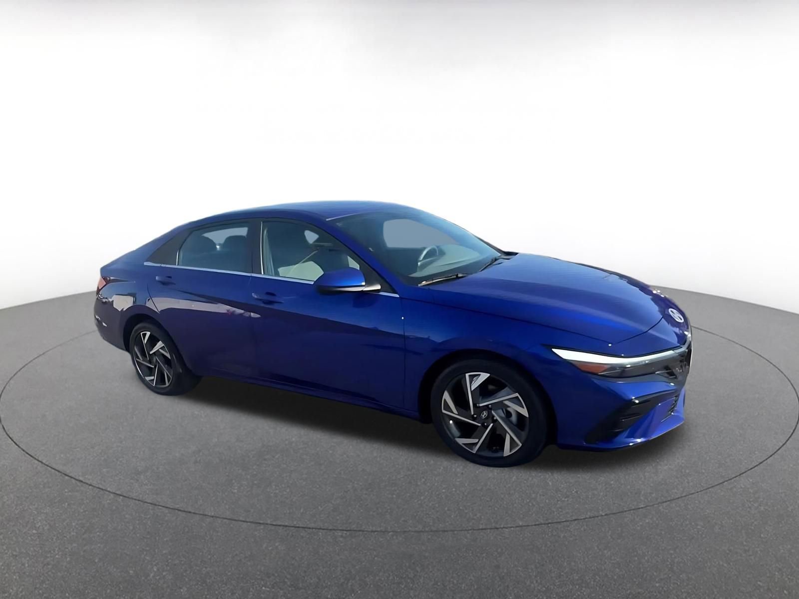 Thumbnail: 2025 Hyundai Elantra - 2