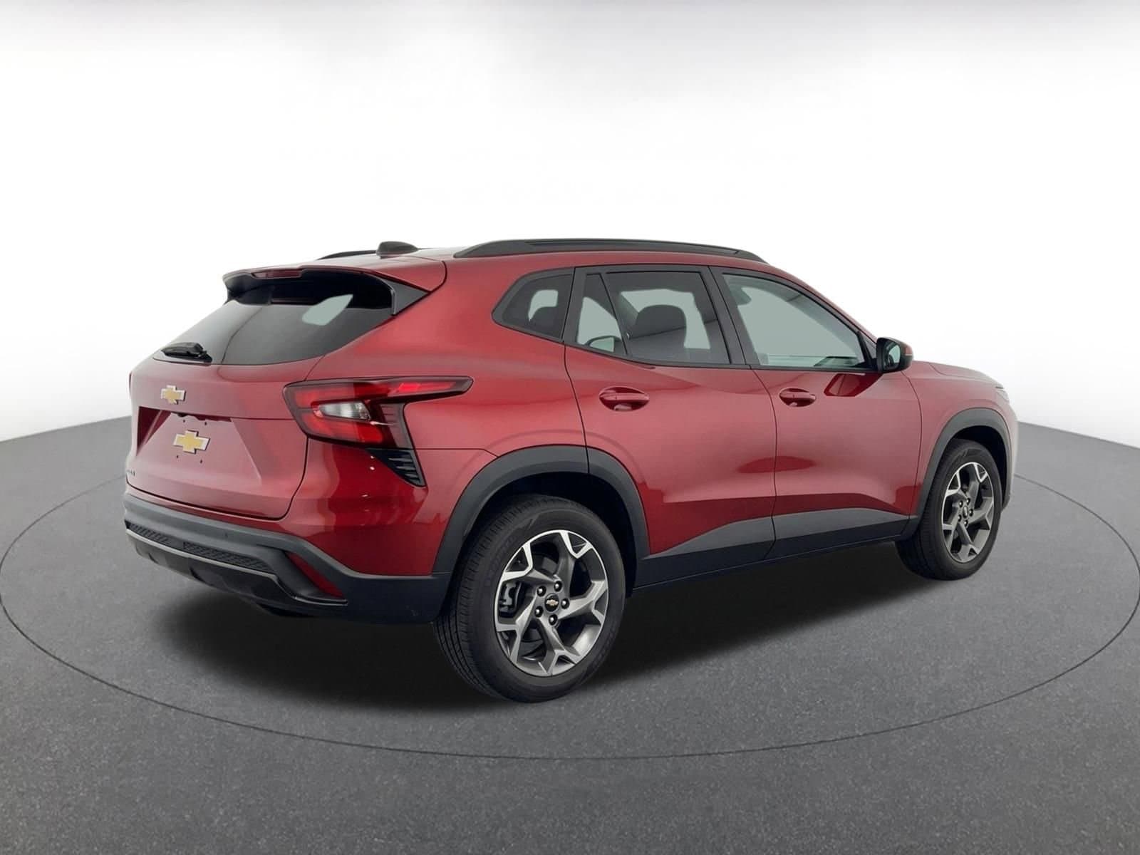 Thumbnail: 2025 Chevrolet Trax - 7
