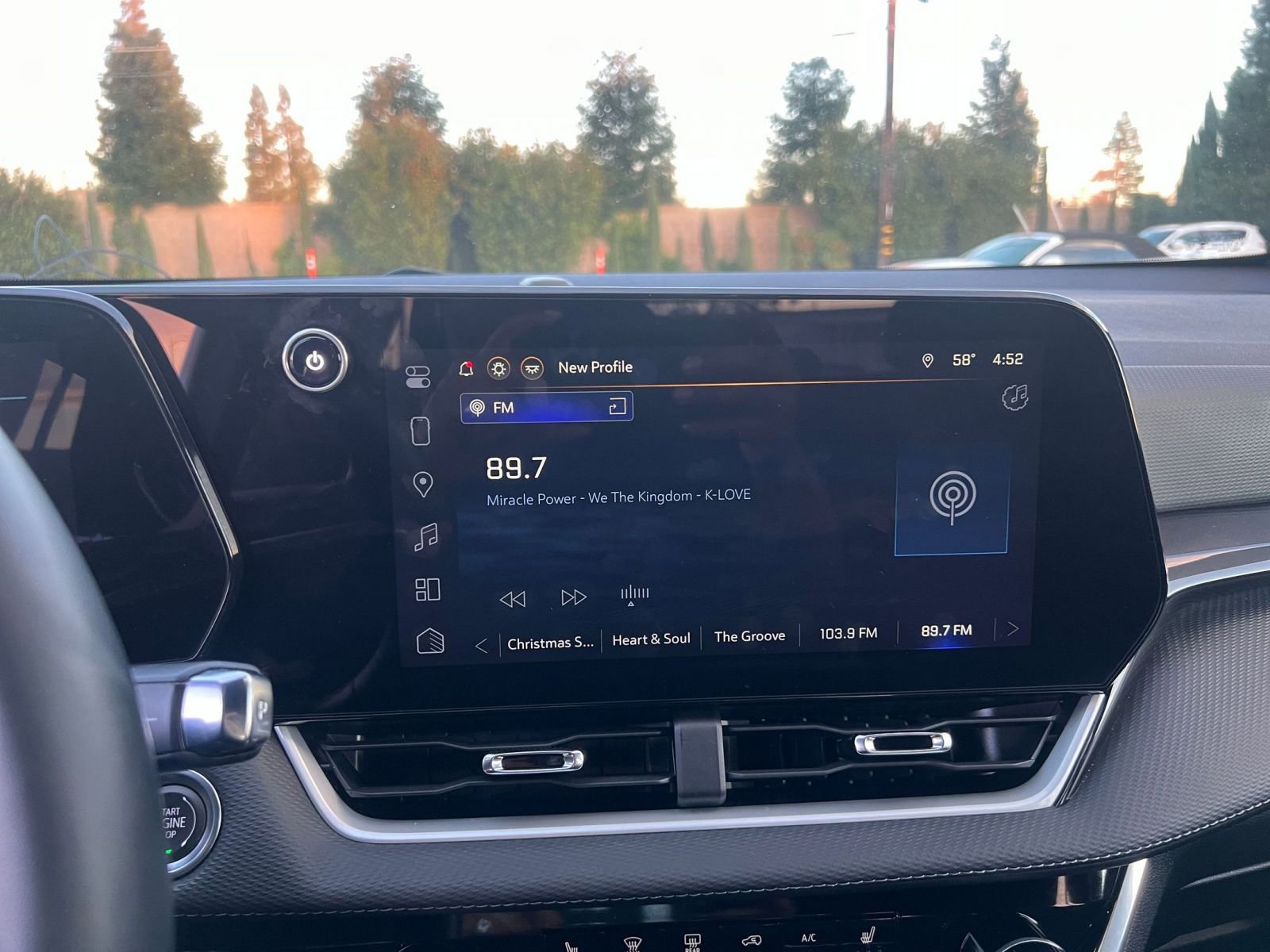 Thumbnail: 2025 Chevrolet Equinox - 21