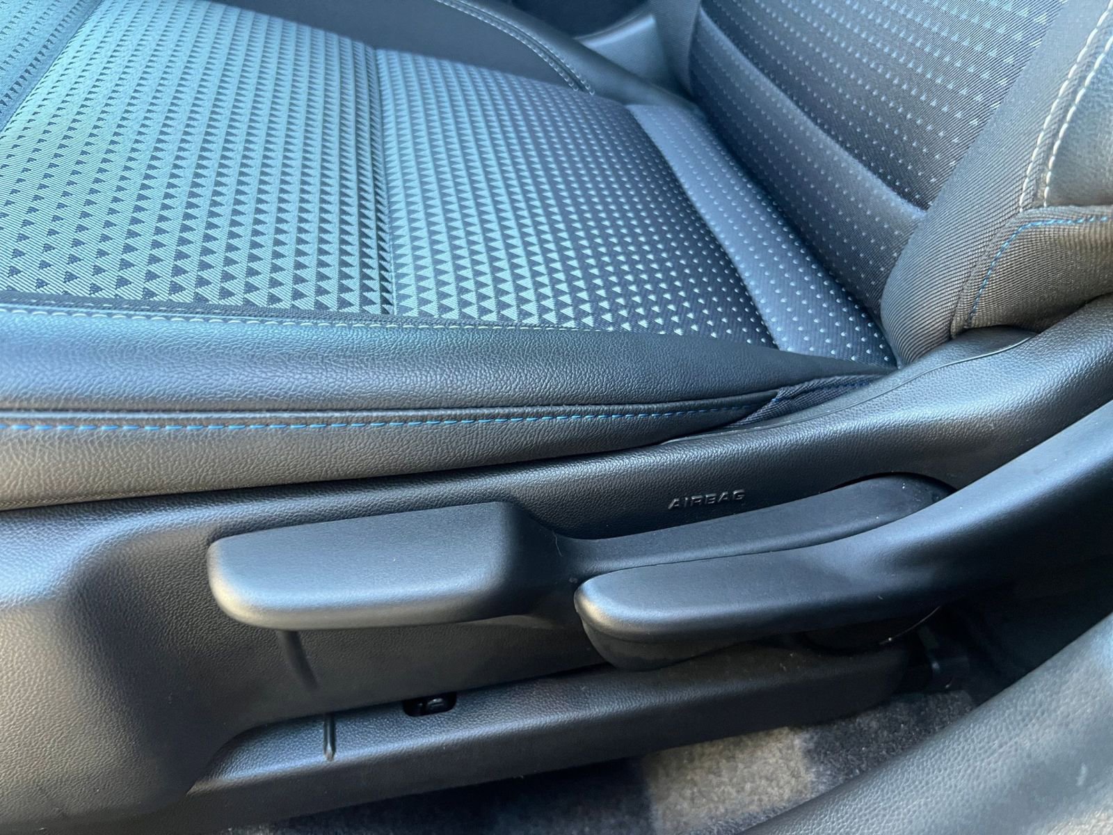 Thumbnail: 2025 Chevrolet Trax - 23