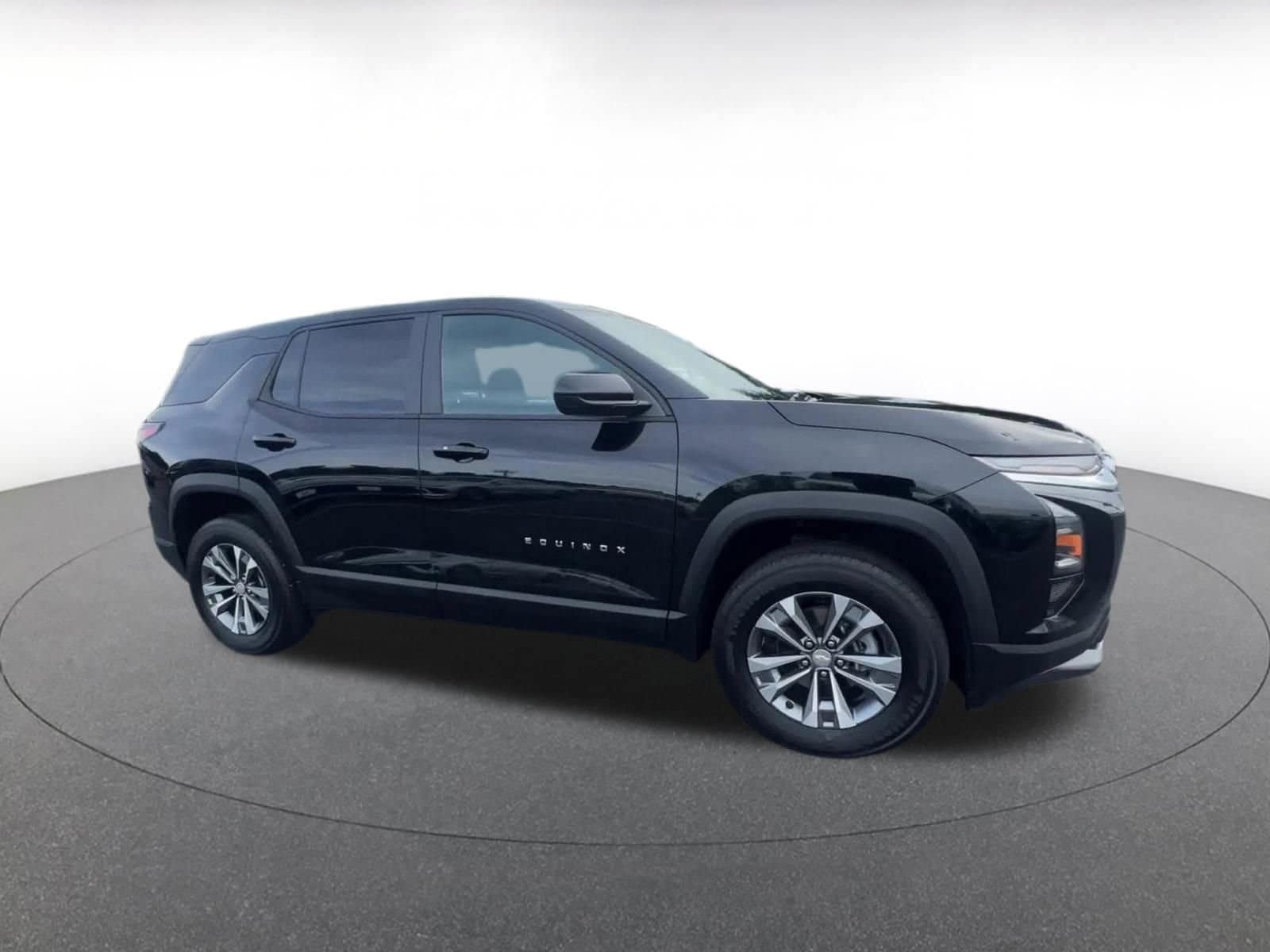 Thumbnail: 2025 Chevrolet Equinox - 2