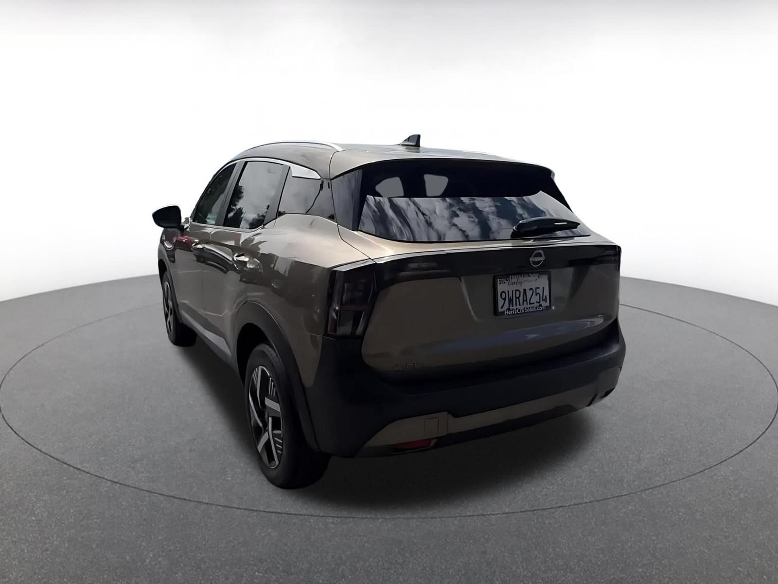 Thumbnail: 2026 Nissan Kicks - 11