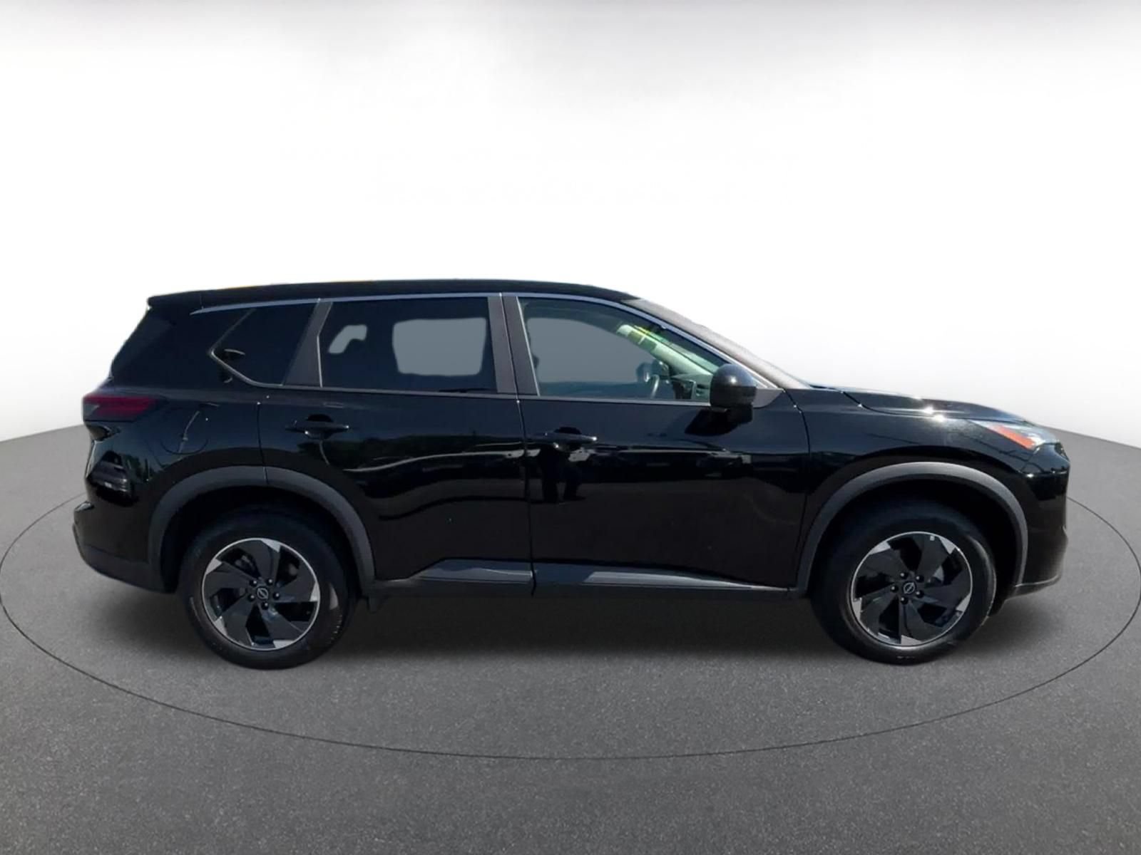 Thumbnail: 2025 Nissan Rogue - 13