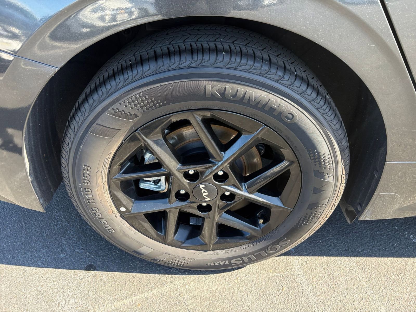 Thumbnail: 2025 Kia K5 - 29