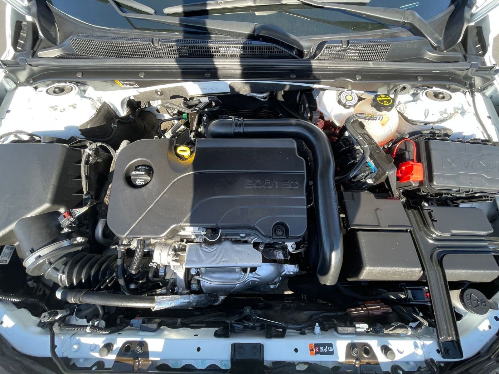 2024 Chevrolet Malibu LT 32