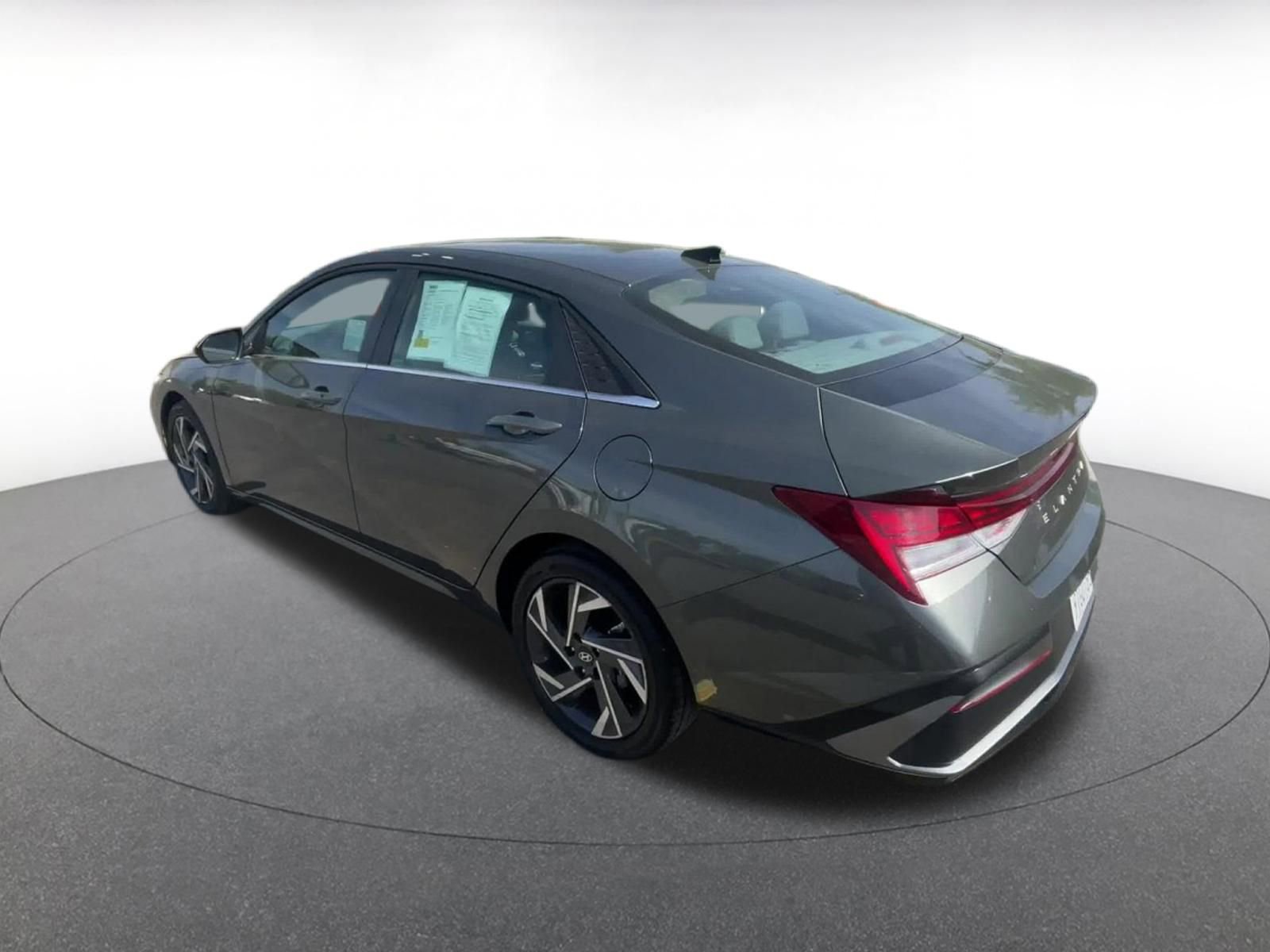 Thumbnail: 2025 Hyundai Elantra - 10