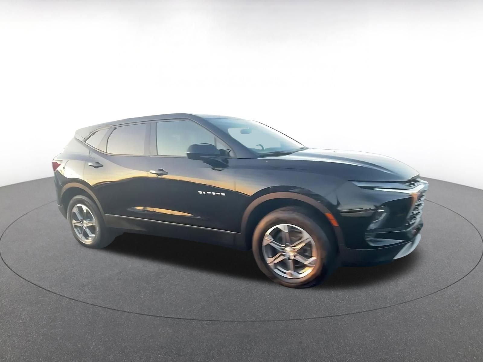 Thumbnail: 2025 Chevrolet Blazer - 2