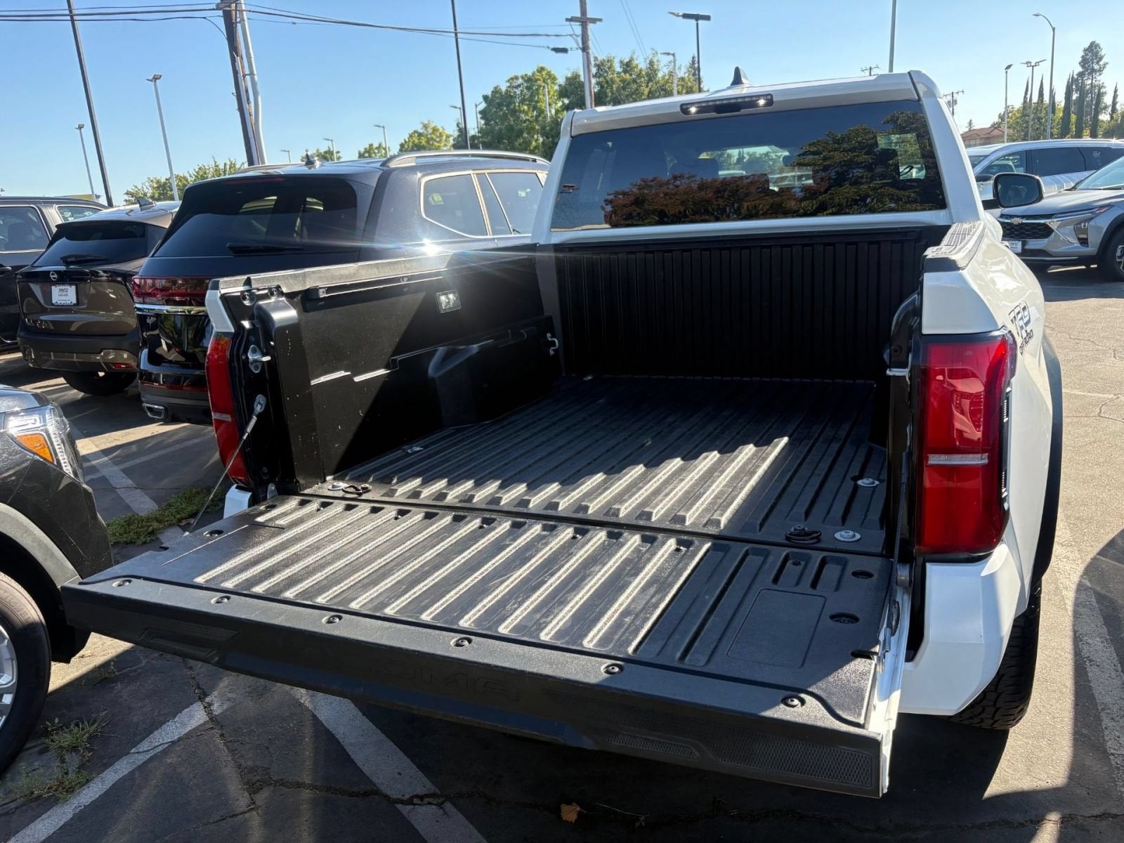 Thumbnail: 2025 Toyota Tacoma - 10
