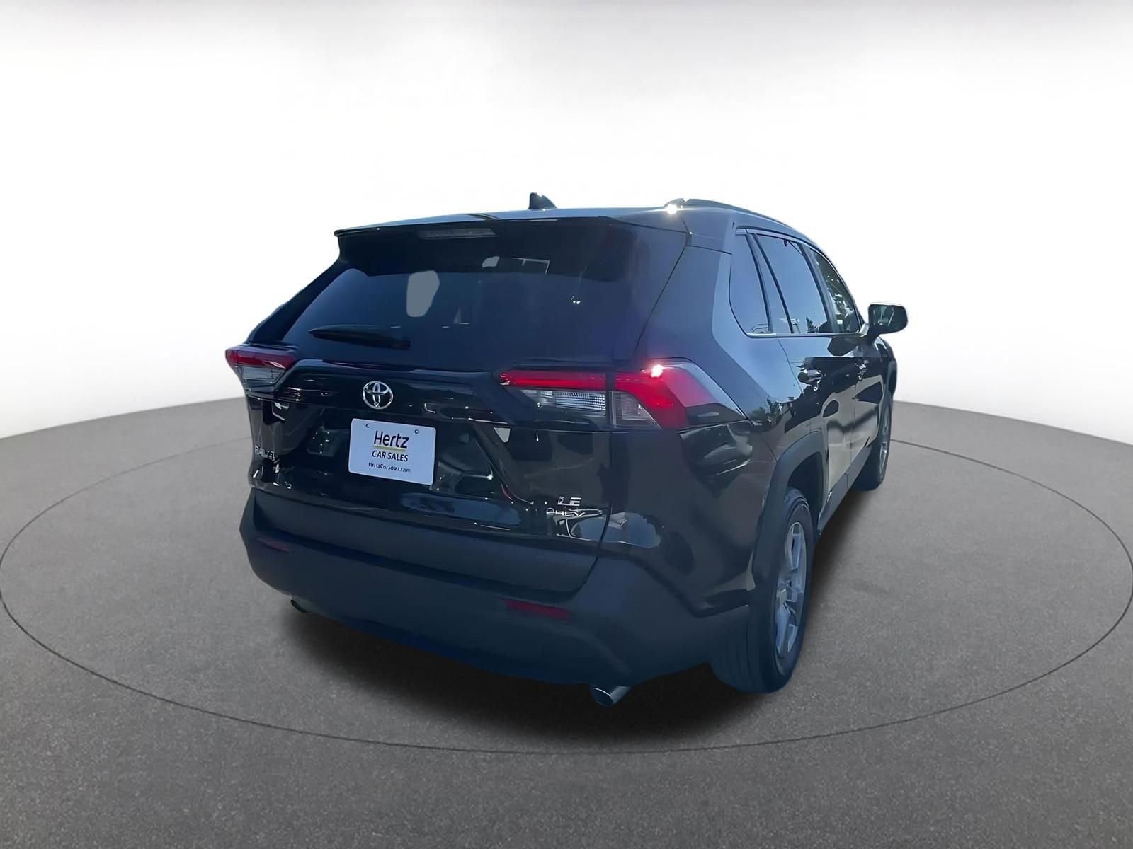 Thumbnail: 2025 Toyota RAV4 - 14