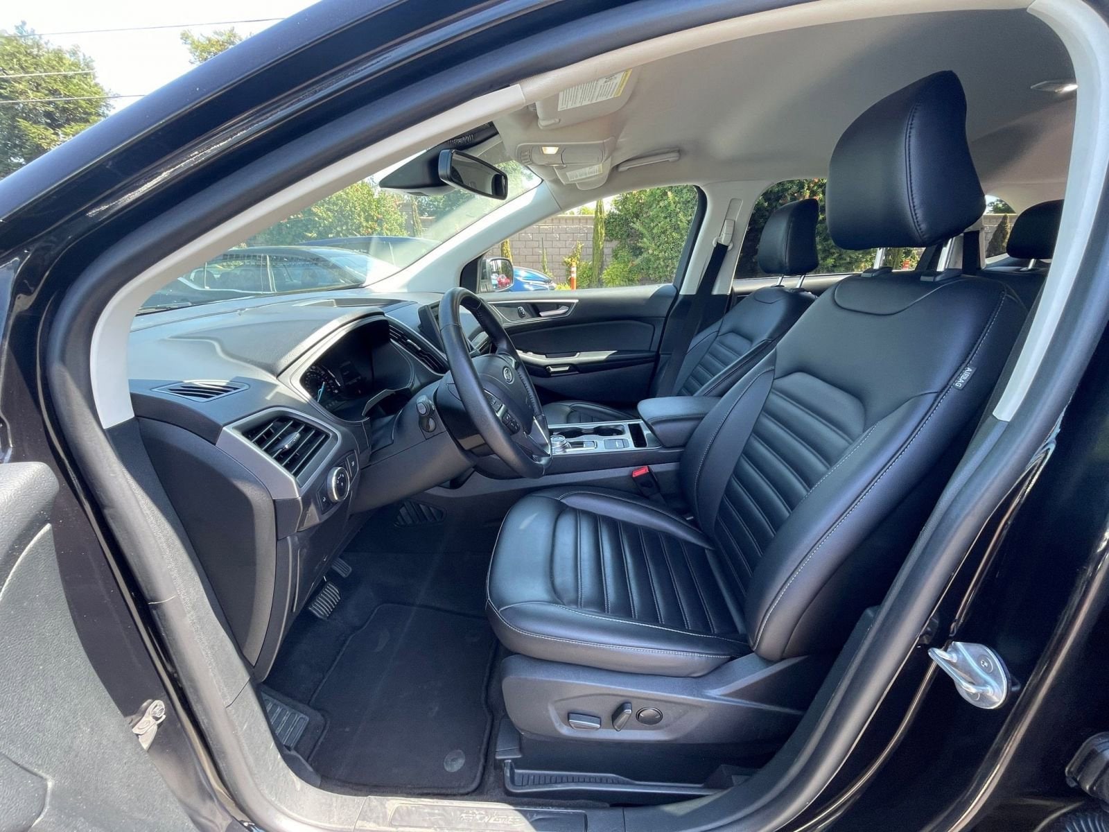 Thumbnail: 2024 Ford Edge - 27
