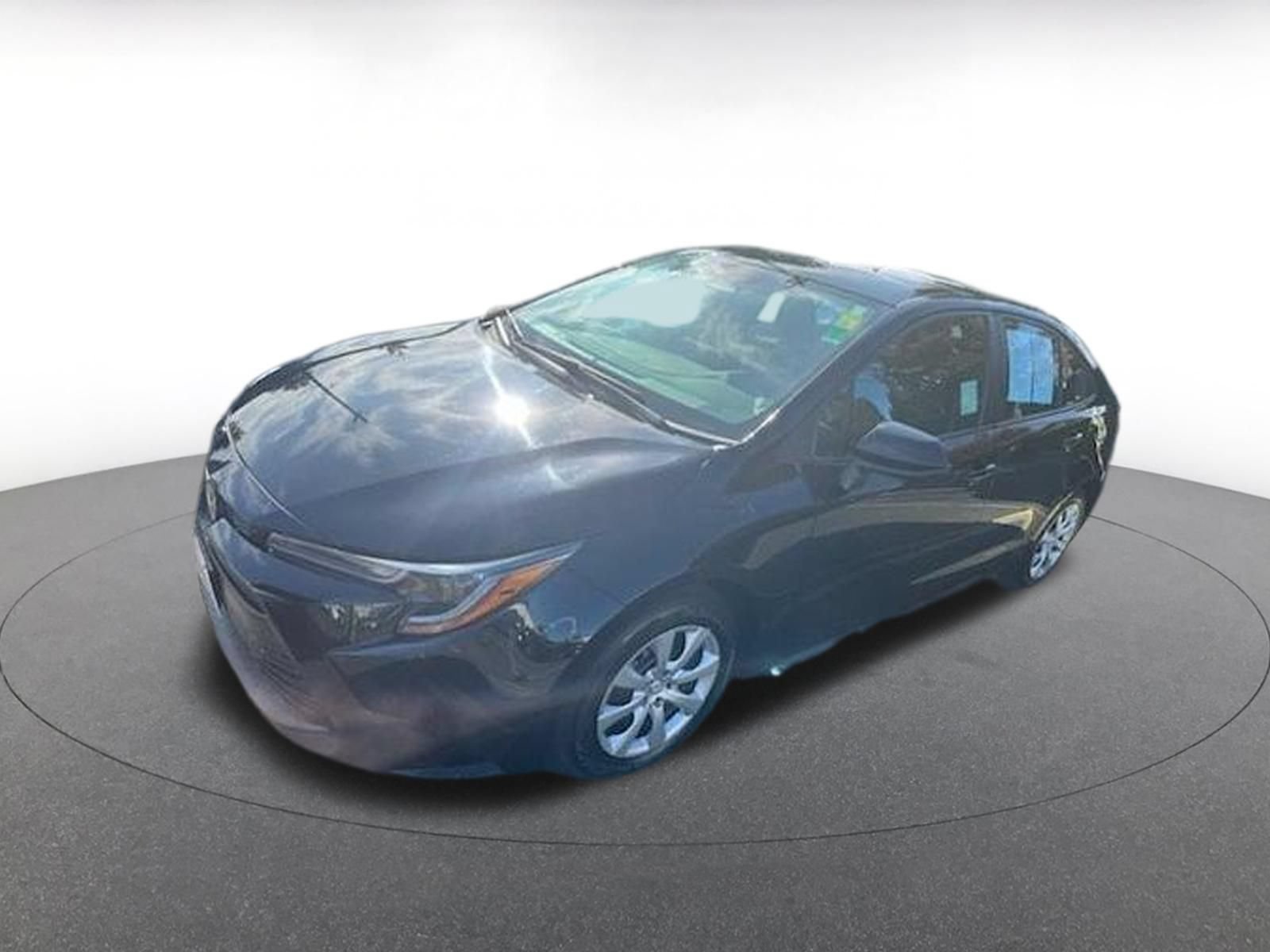 Thumbnail: 2025 Toyota Corolla - 4