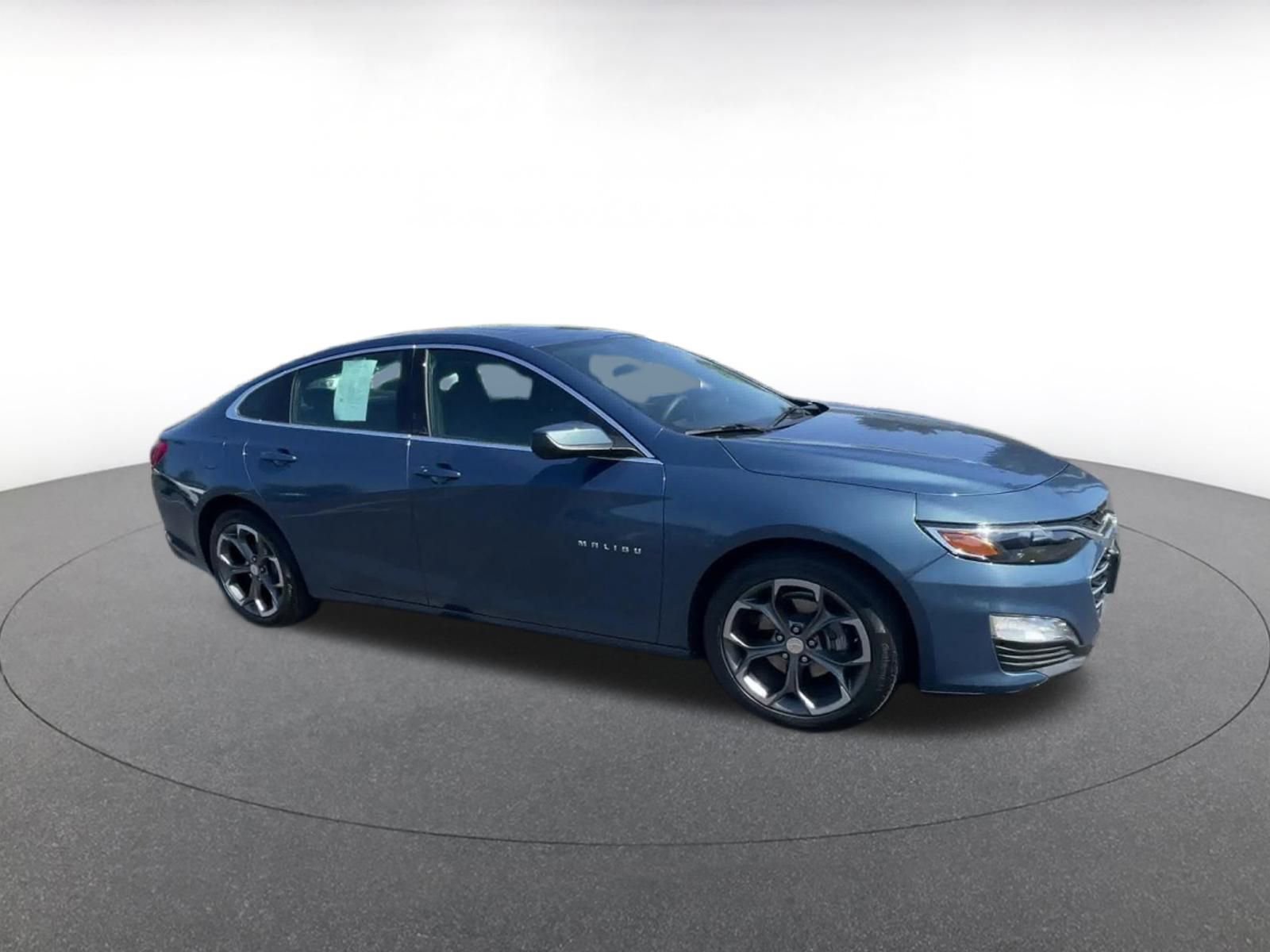 Thumbnail: 2024 Chevrolet Malibu - 2