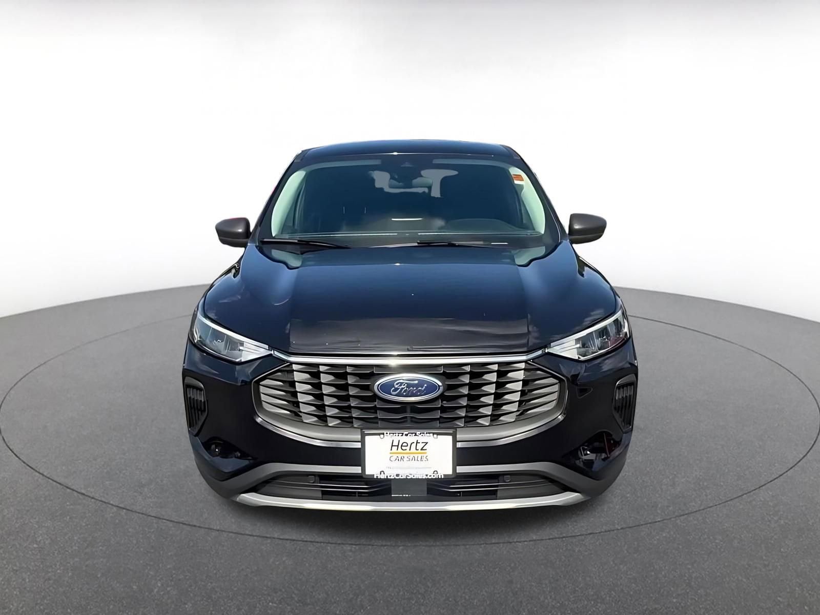 Thumbnail: 2023 Ford Escape - 4