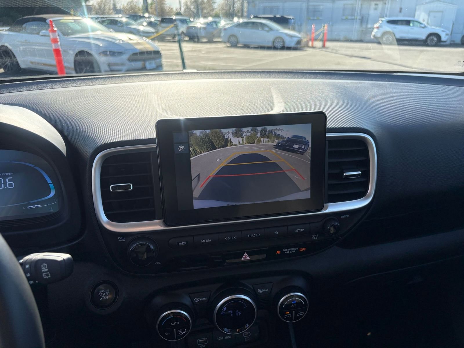 Thumbnail: 2025 Hyundai Venue - 22