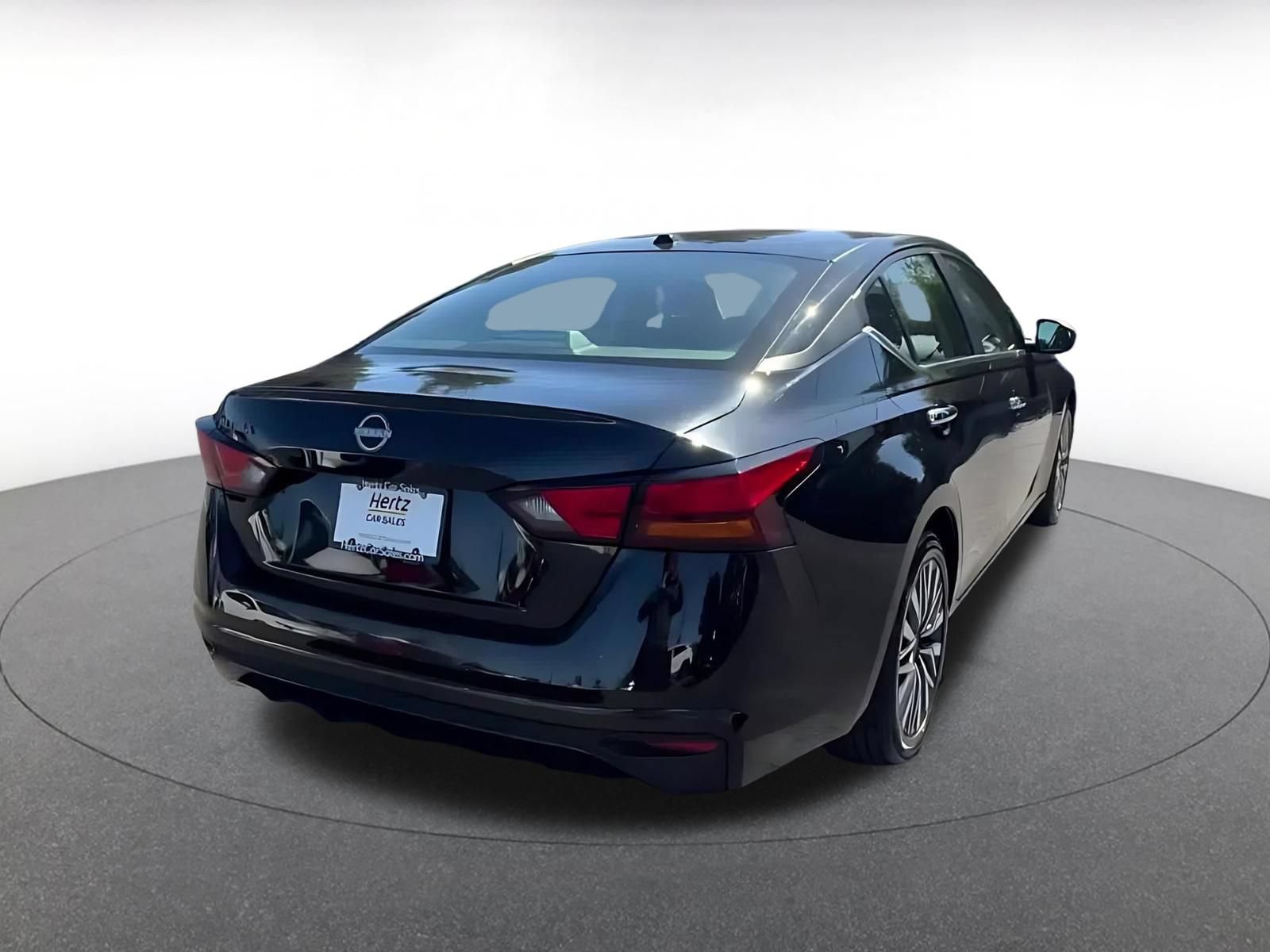 Thumbnail: 2025 Nissan Altima - 14