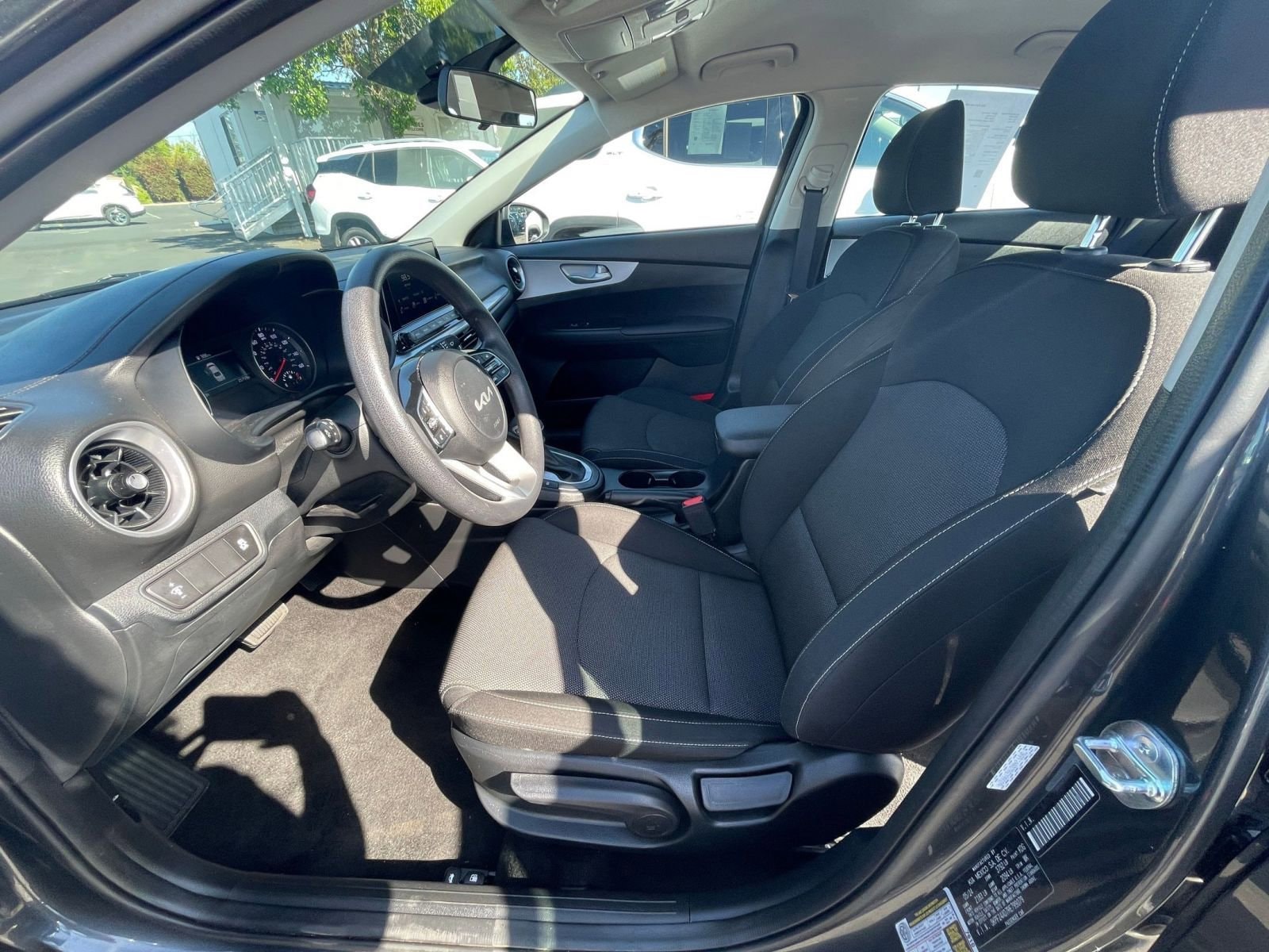 2024 Kia Forte LXS 23