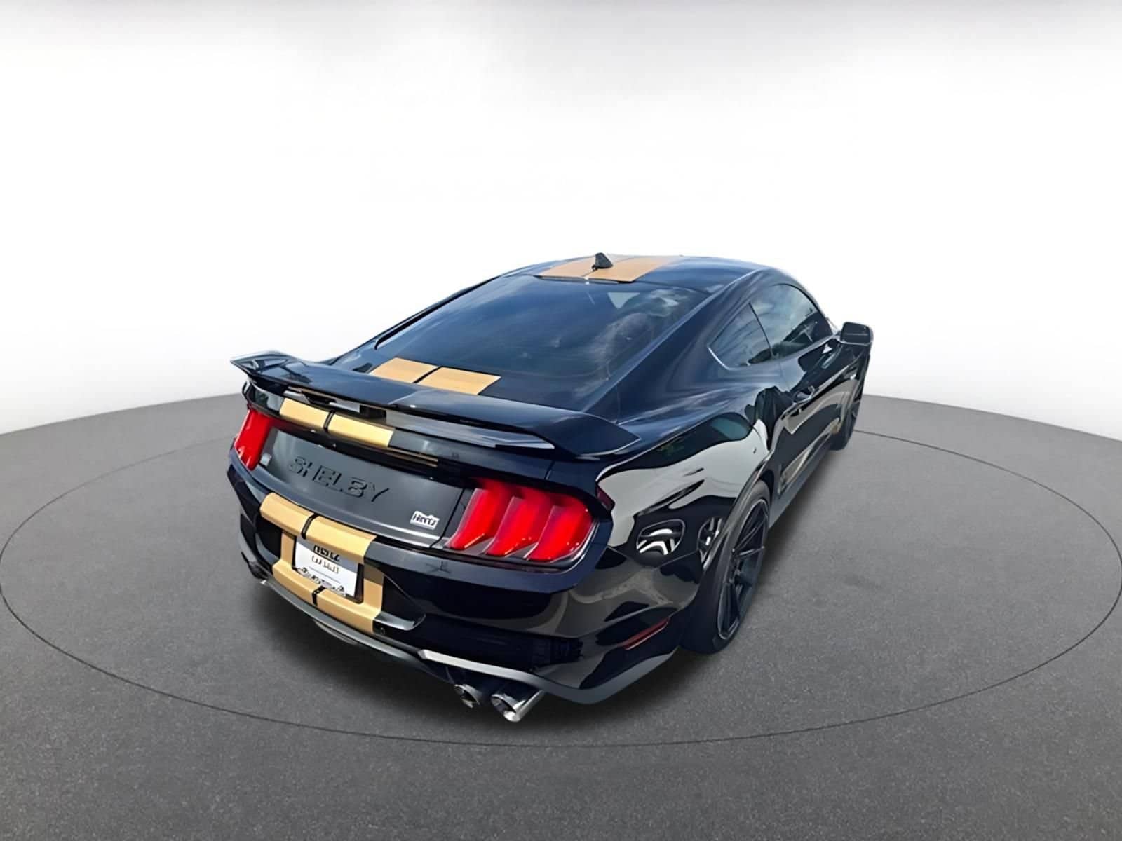 Thumbnail: 2022 Ford Mustang - 14