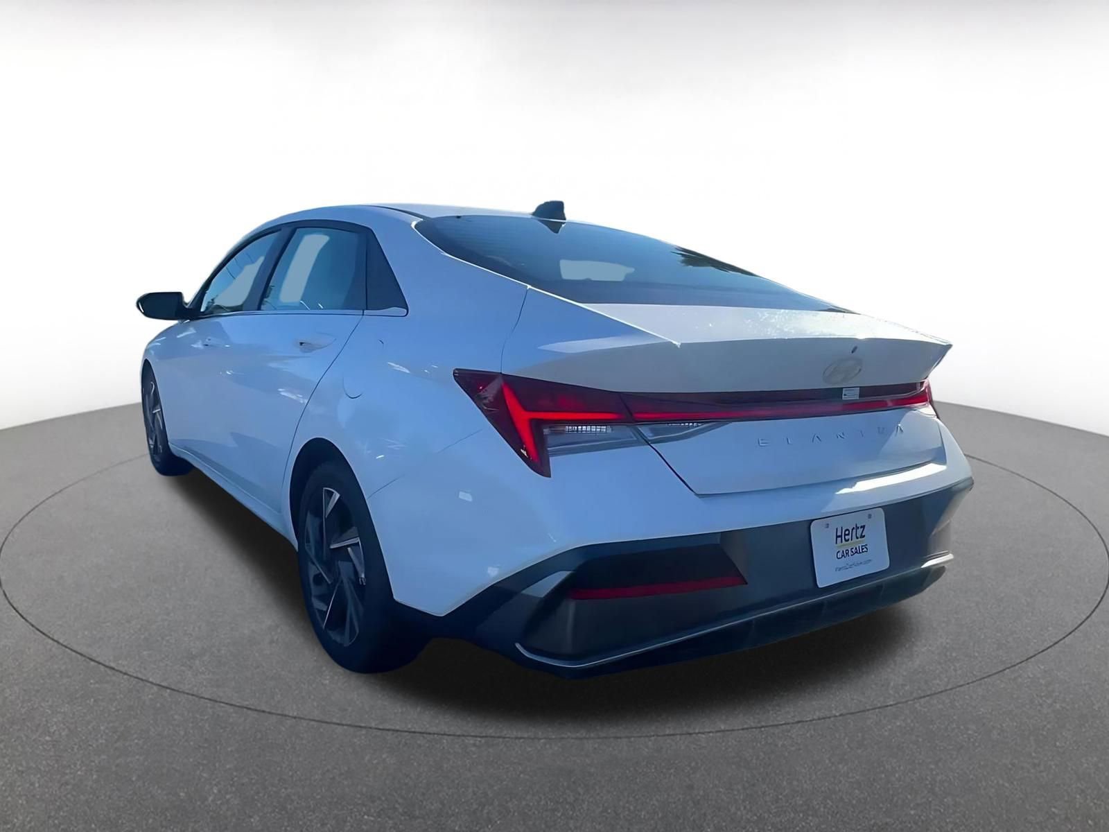 Thumbnail: 2025 Hyundai Elantra - 11